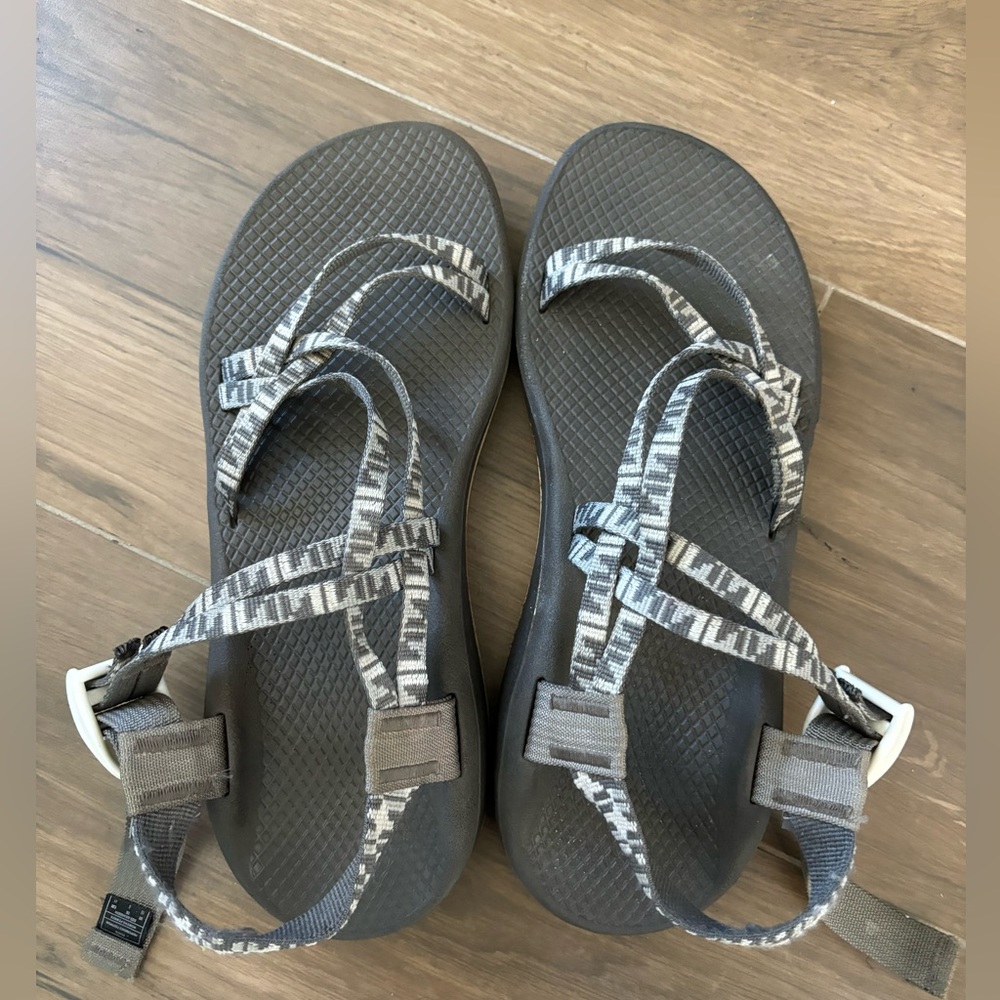 Chacos with grey and white print.